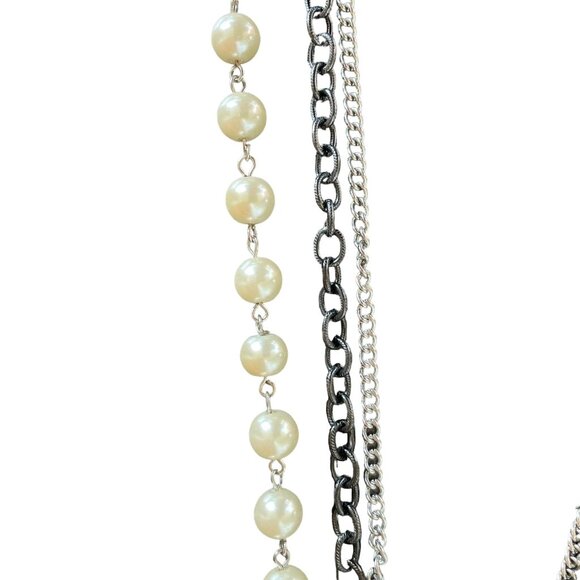 Vintage Inspired Long Pearl and Chain Necklace Elegant Layered Design 34" Length - Picture 4 of 10